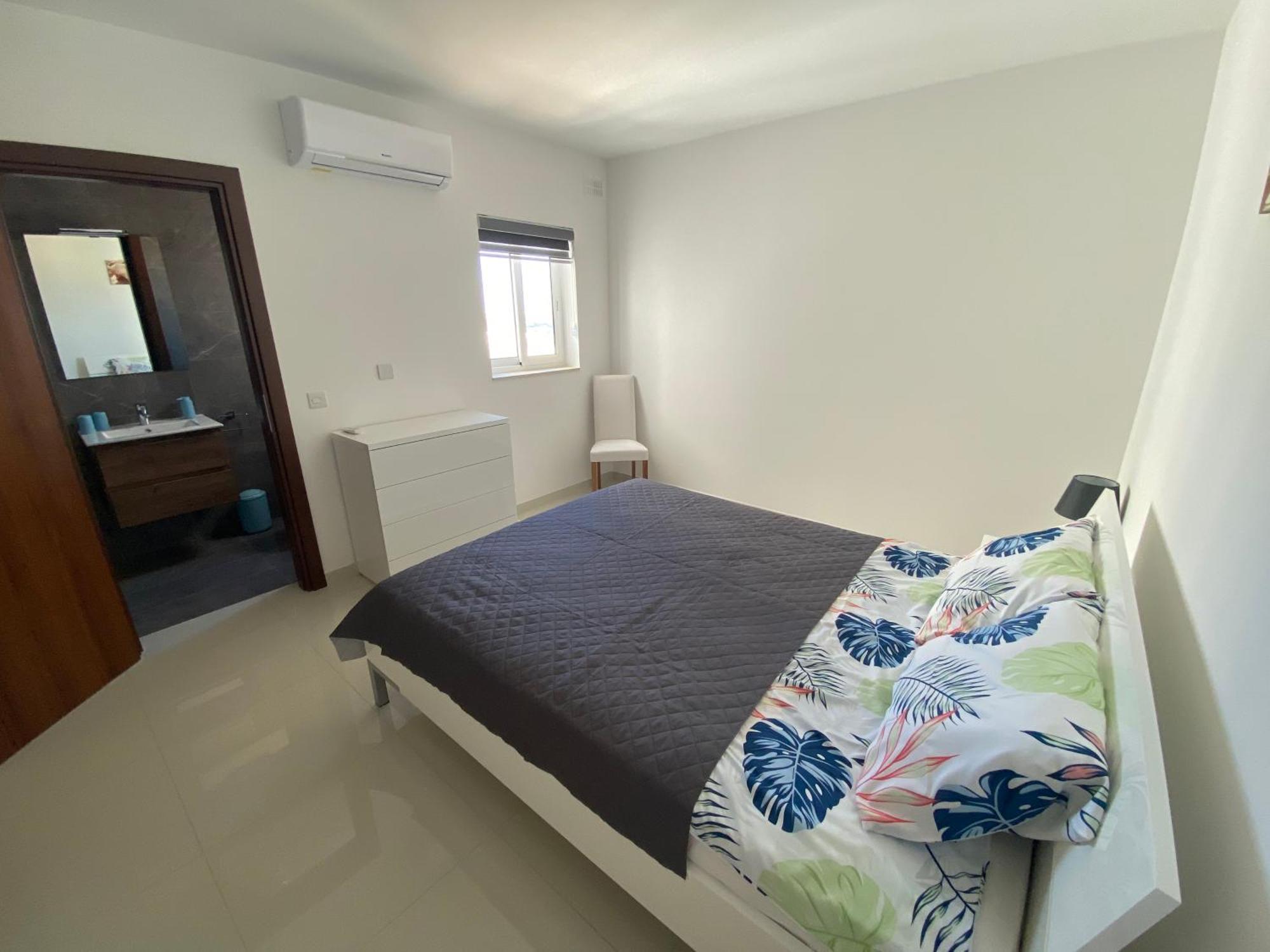 Sunshine Apartments Mellieha - Modern Two Bedroom Penthouse With Terrace Екстер'єр фото