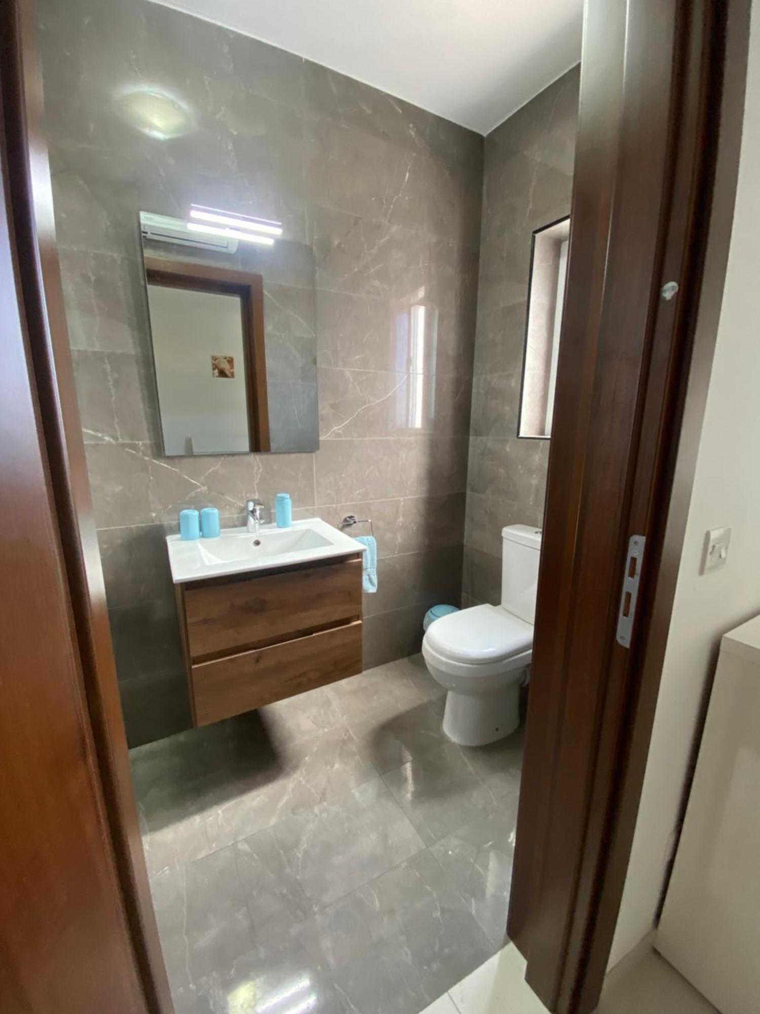 Sunshine Apartments Mellieha - Modern Two Bedroom Penthouse With Terrace Екстер'єр фото